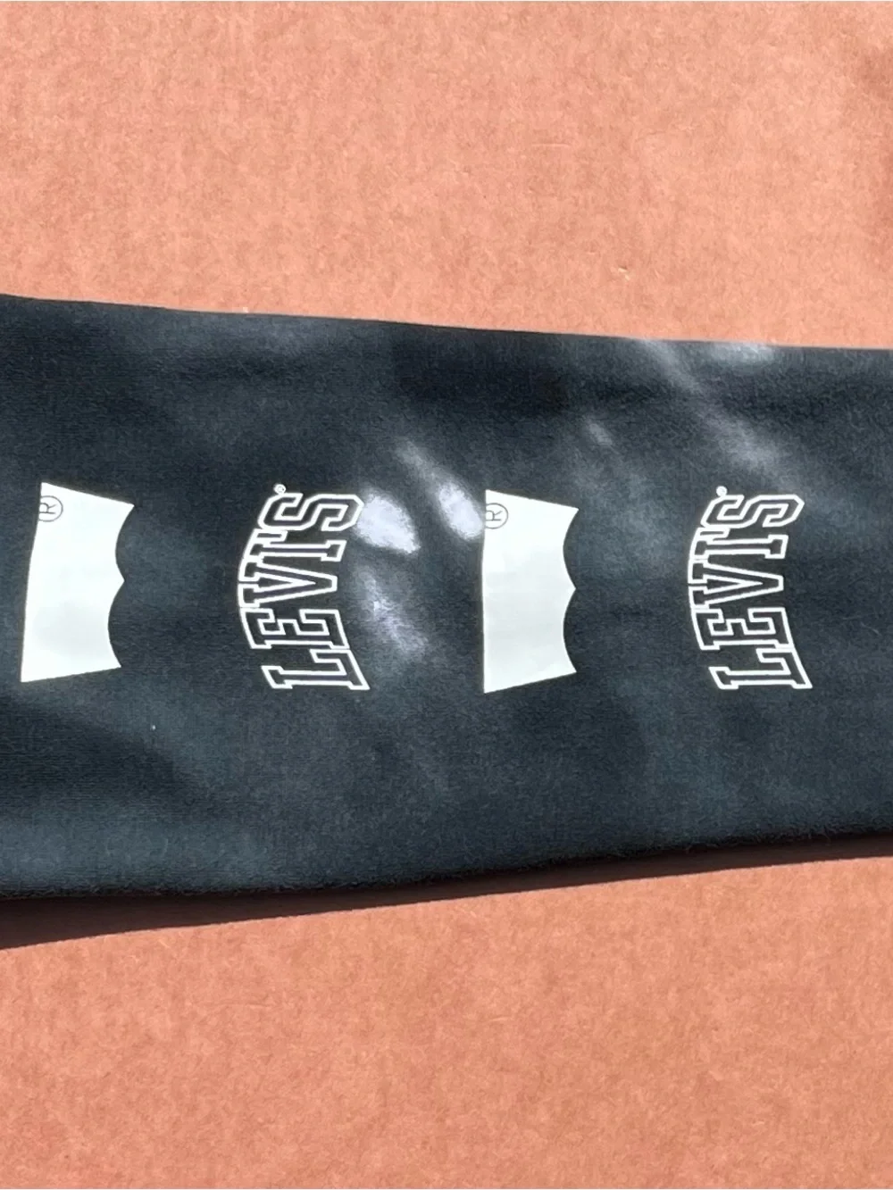 Levi's Black & White Tie-Dye Logo Hoodie Youth XL